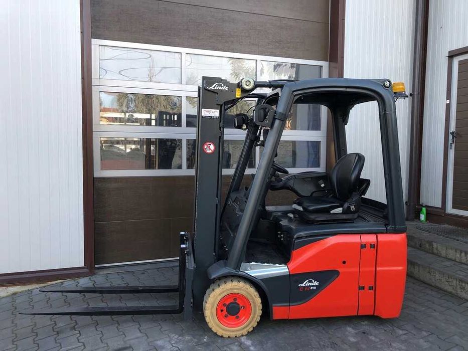 Wynajem wózek widłowy 1t 2t 3t t transport wózki widłowe Wypożyczalnia