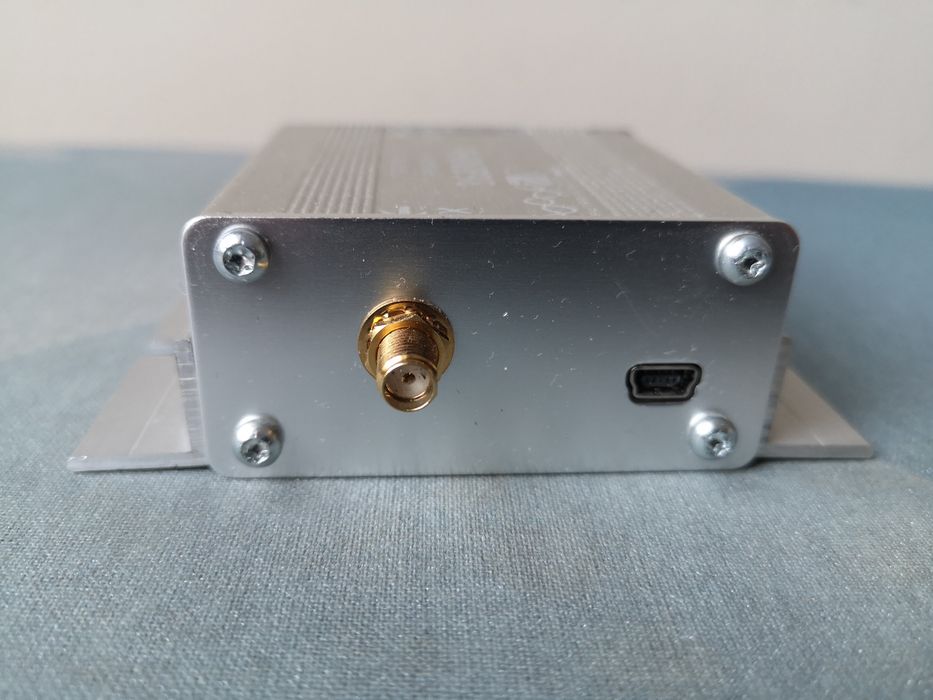 UPUTRONICS przedwzmacniacz LNA filtrowany SAW na 868 MHz LoRa OGN ISM