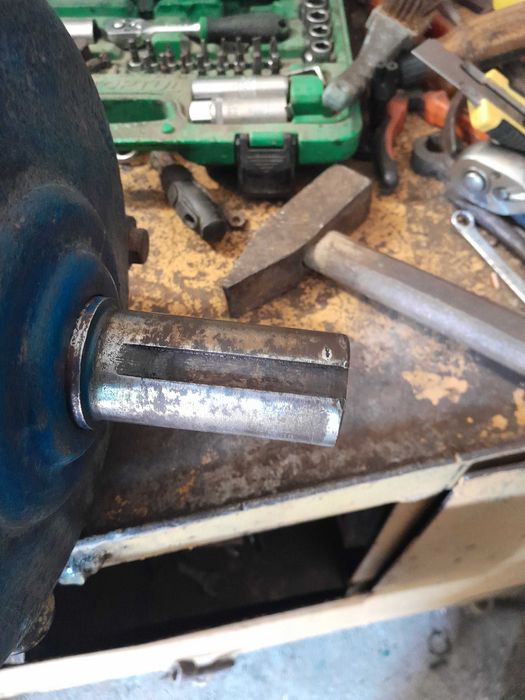 продам электро двигатель 5.5квт.960 об.