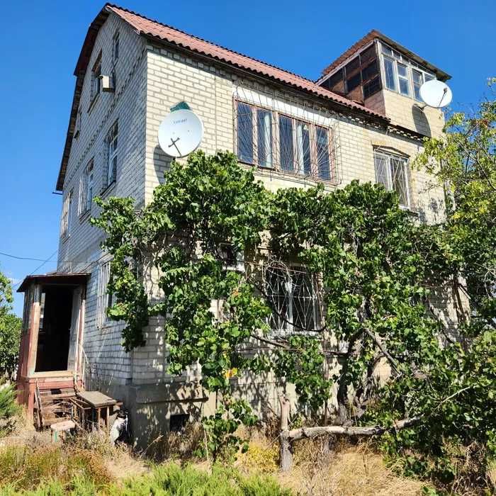 (13) Продам 2-поверховий будинок в Сухому Лимані