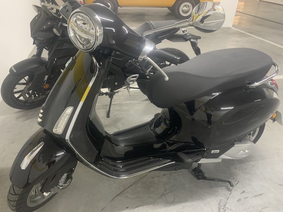 Vespa Piaggio Primavera 125