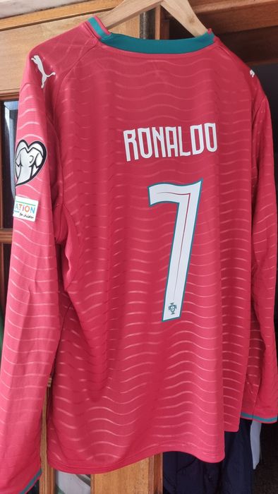 Camisola de portugal  do cristiano  ronaldo  comprada na loja de portu