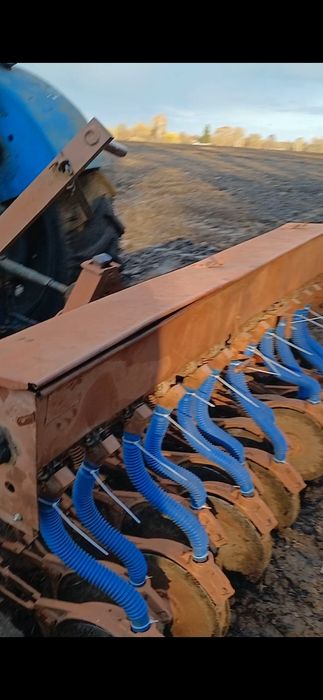 Сівалка сошникова навісна на китайця або т-25
