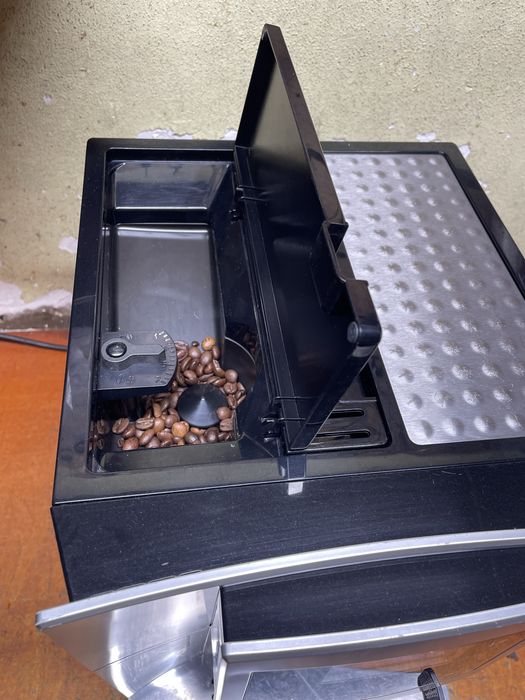 Кавомашина/Кофемашина Delonghi PERFECTA CAPPUCCINO