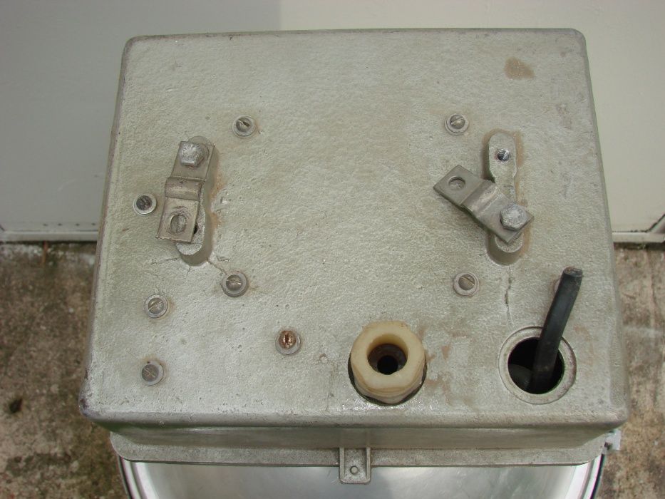 stara lampa industrialna CCCP