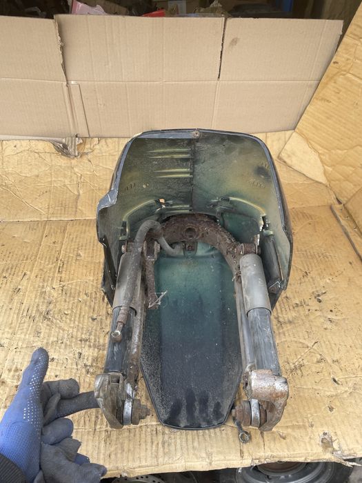 Продам вилку перья на honda lead 20 япония оригинал под диск тормоз