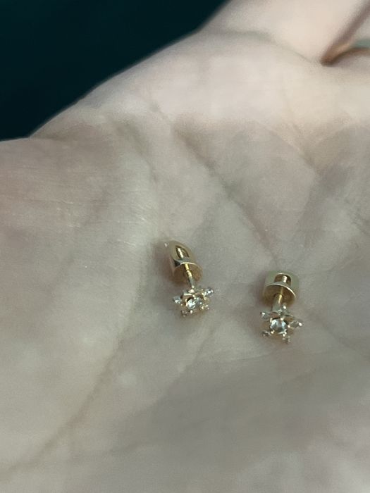 Золоті  сережки з брильянтами