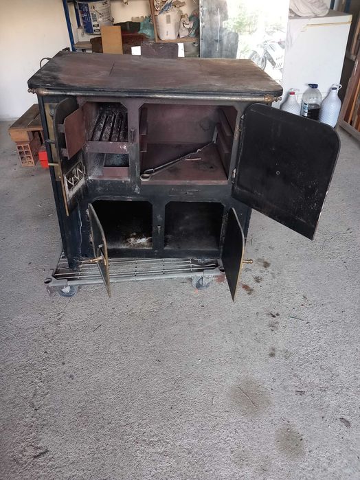 Fogão de cozinha a lenha