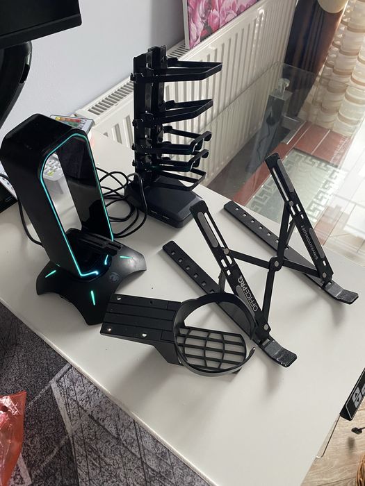 Підставка під навушники, Usb-hub, ємність для чашки для столу навісна