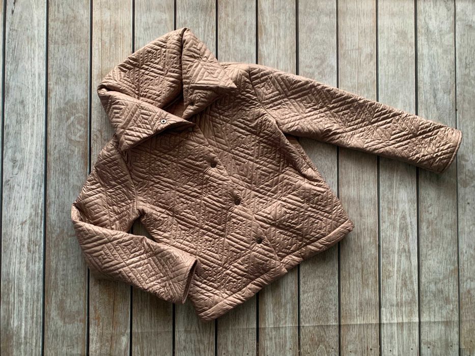 Krótka ocieplana kurtka