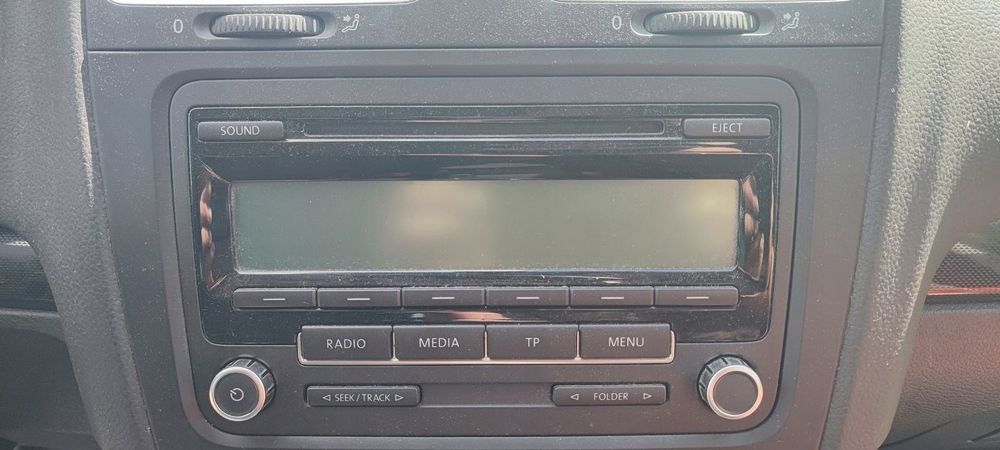 VW GOLF VI 6 RADIO FABRYCZNE CD BLUETOOTH  KOD