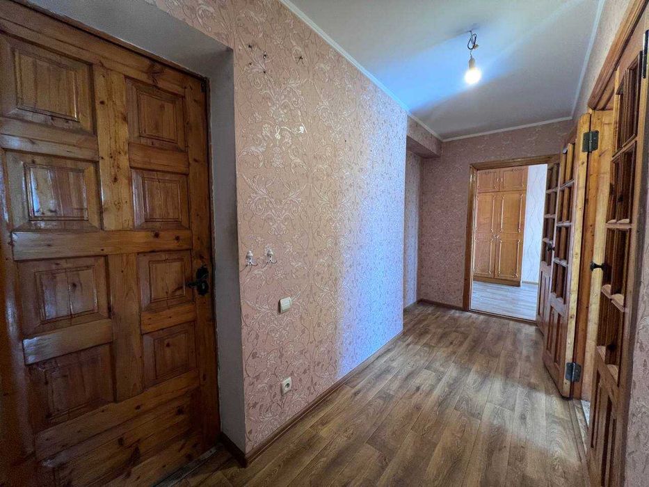 Продам 2 к квартиру на вул.Брацлавській 2187