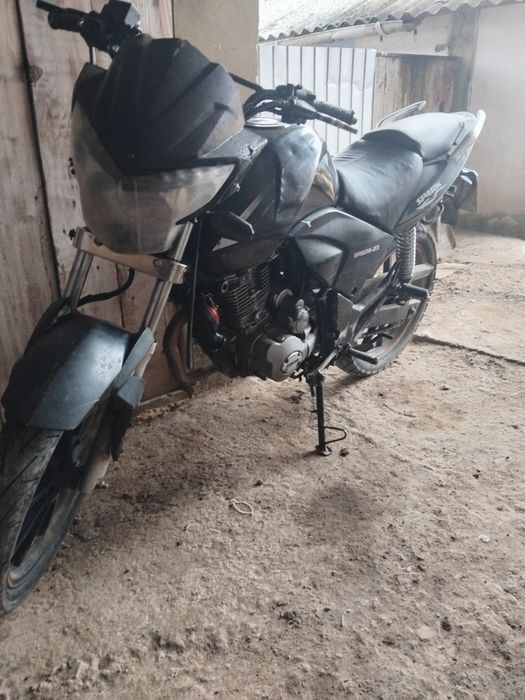 Мото спарк на ходу