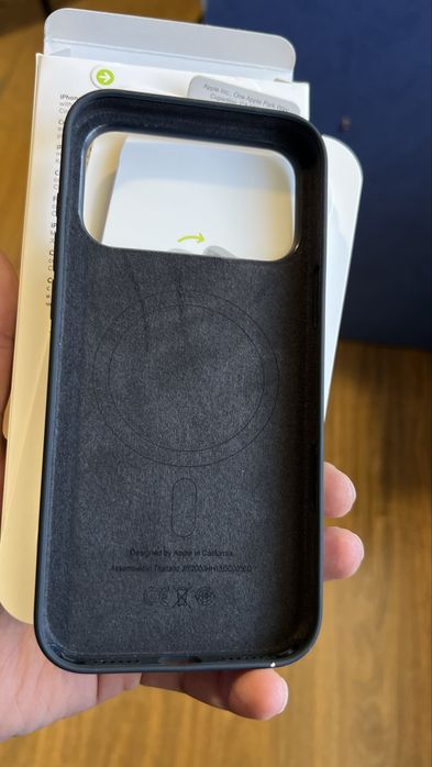 Apple silicone case iphone 17 pro max чорний чохол чехол