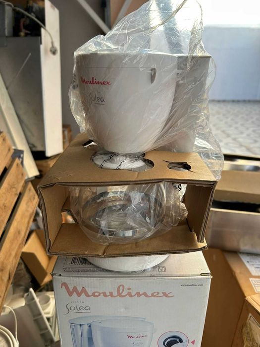 Máquina de Café Moulinex Little Solea (0,6L) - Compacta e NOVA