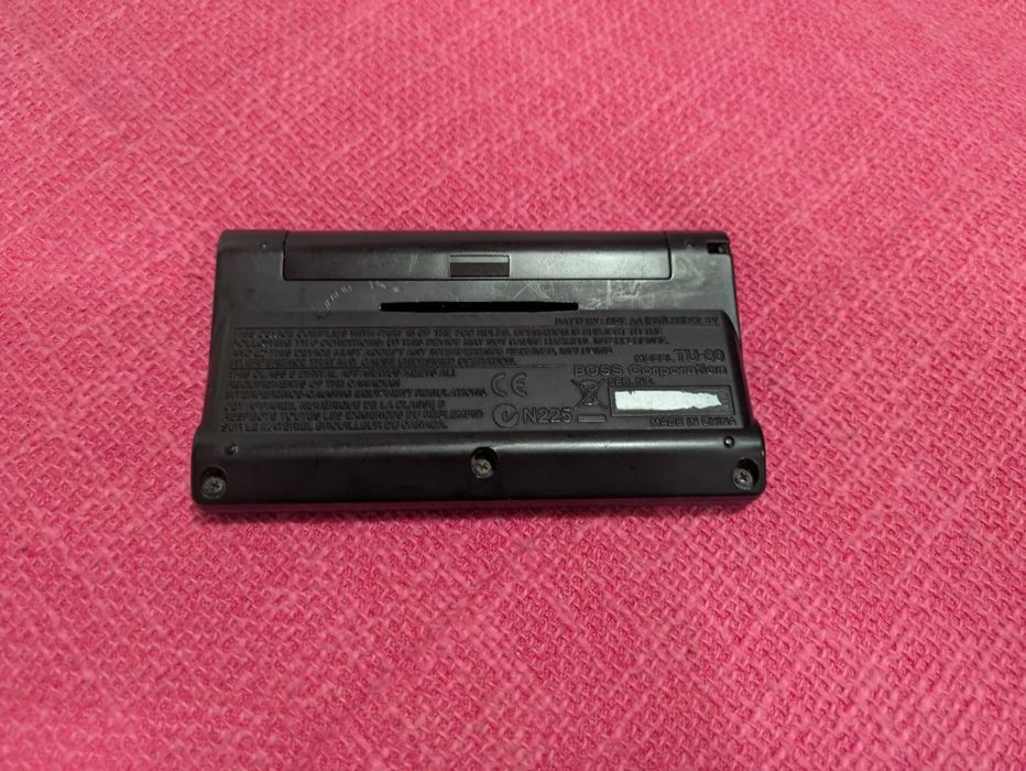 Afinador e metrónomo Boss