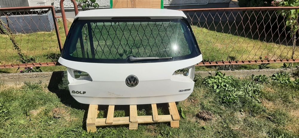 Klapa zamek owiewki zamek golf 7