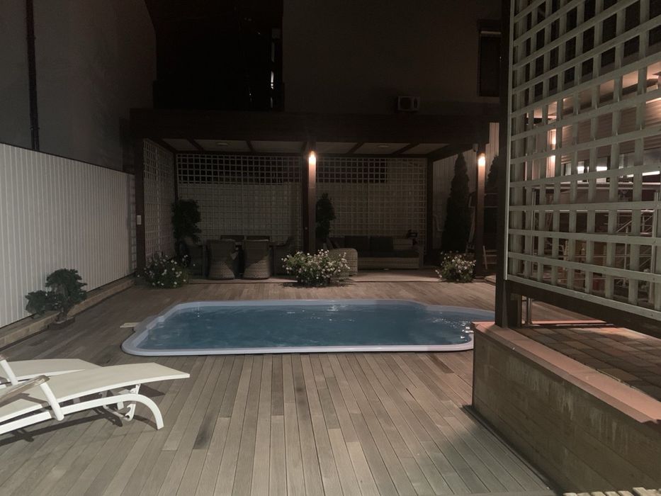 Дом- дача в первой линии моря. Грибовка.