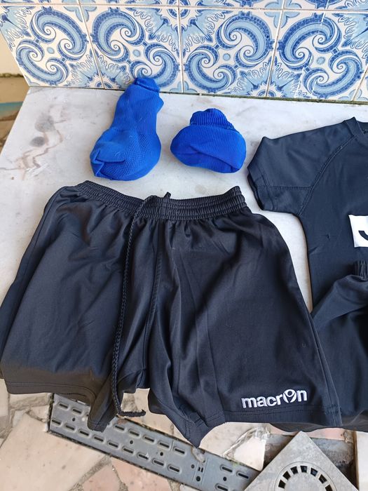 Roupa de desporto criança