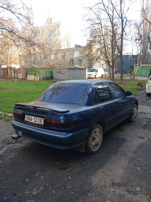 Продам авто митсубиси