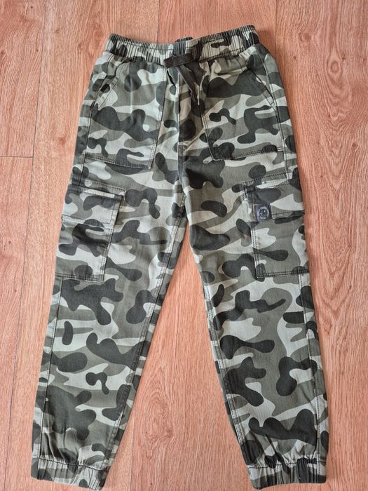 Spodnie moro Cool club,smyk 122/128 NOWE