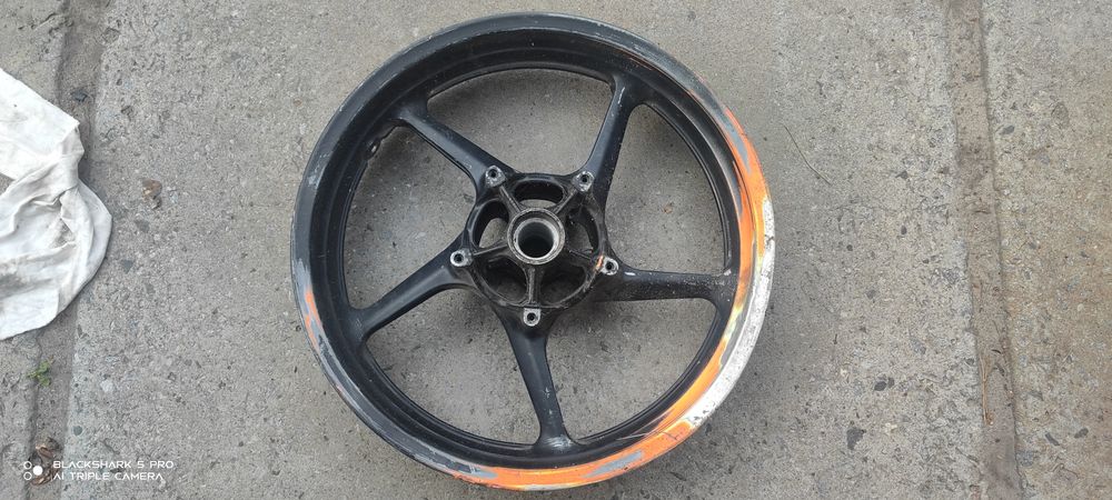 Колесо yamaha fz1 fz8 2010