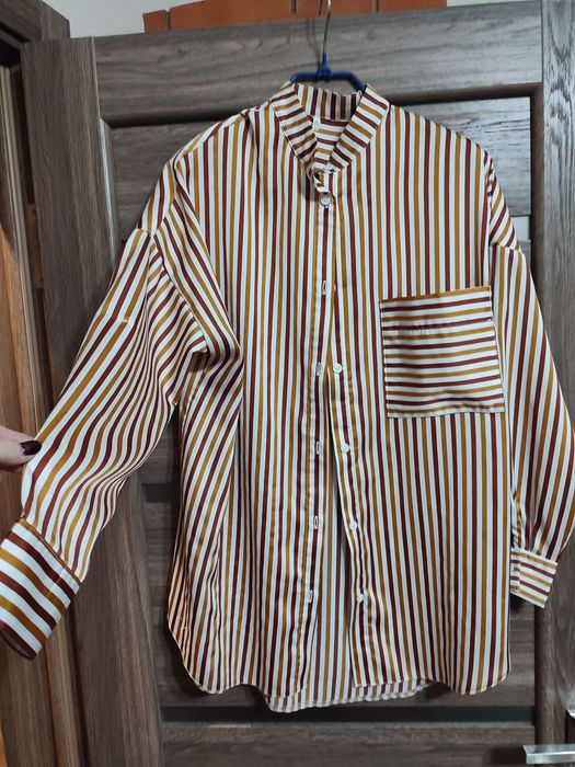 Трендова жіноча смугаста сорочка, оверсайз