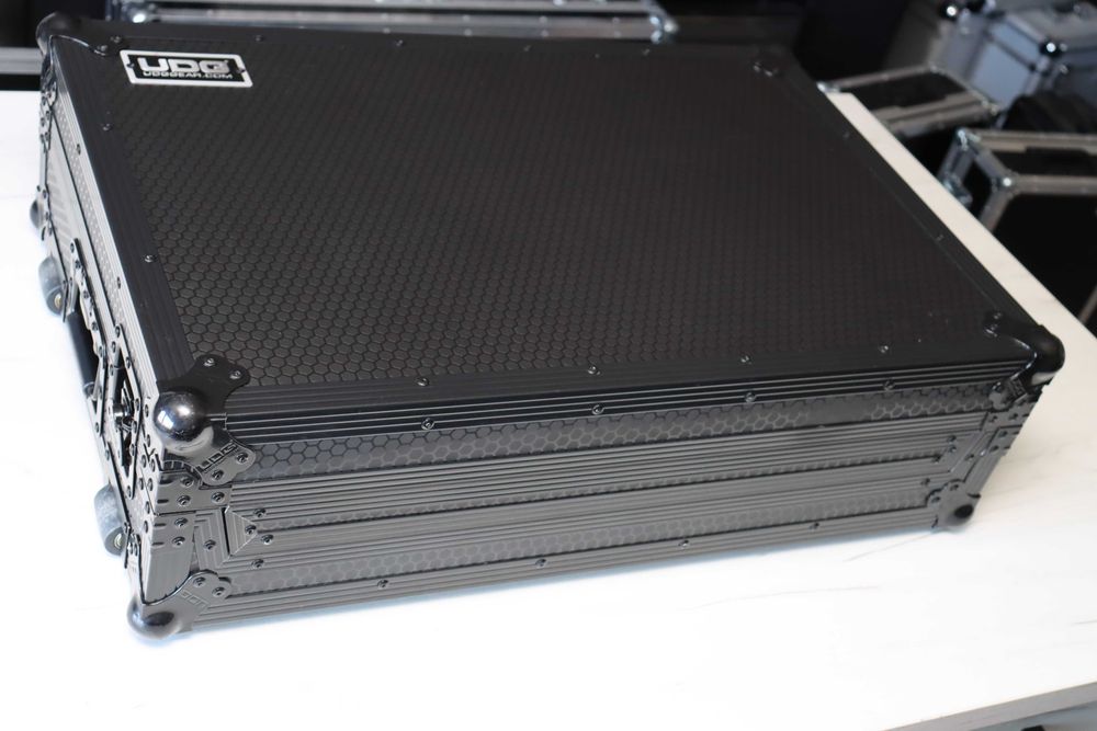 UDG Flight Case Pioneer XDJ RX3