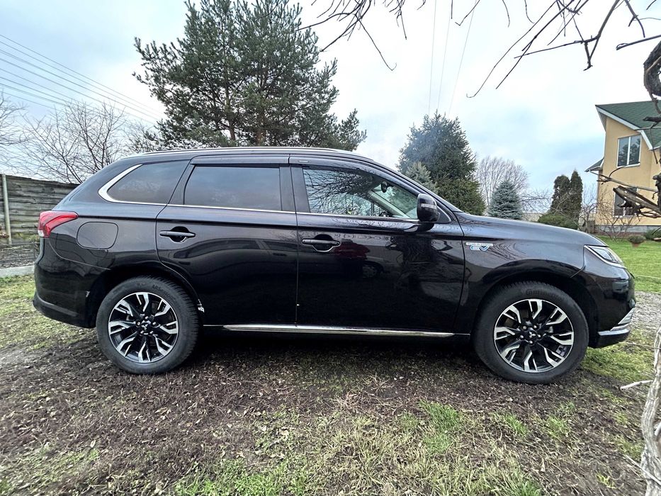 Mitsubishi Outlander PHEV