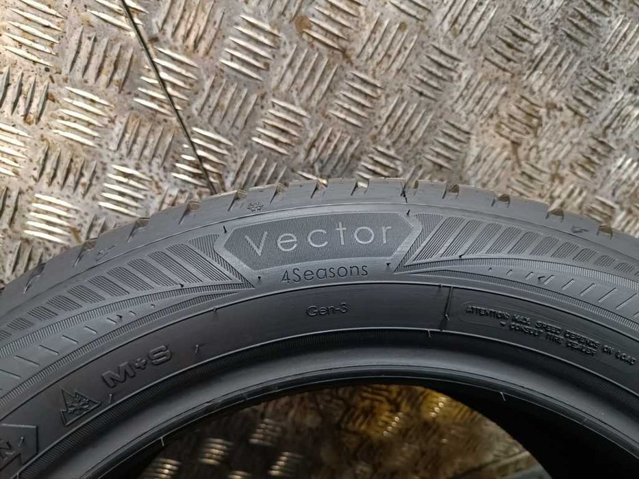 205/55/16 Goodyear Vector 4Seasons 205/55 R16 94V 2025r jak nowa