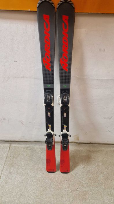 narty Nordica Dobermann Team JR 130cm + Marker 7.0