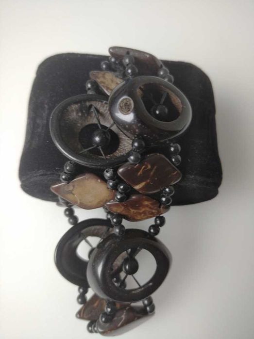 Pulseira étnica em fibra de coco