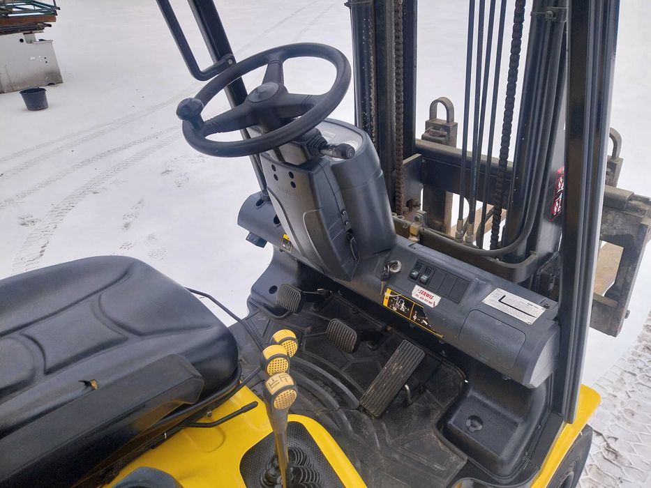 Wózek widłowy HYUNDAI 15L-7 | 2010 r. | LPG