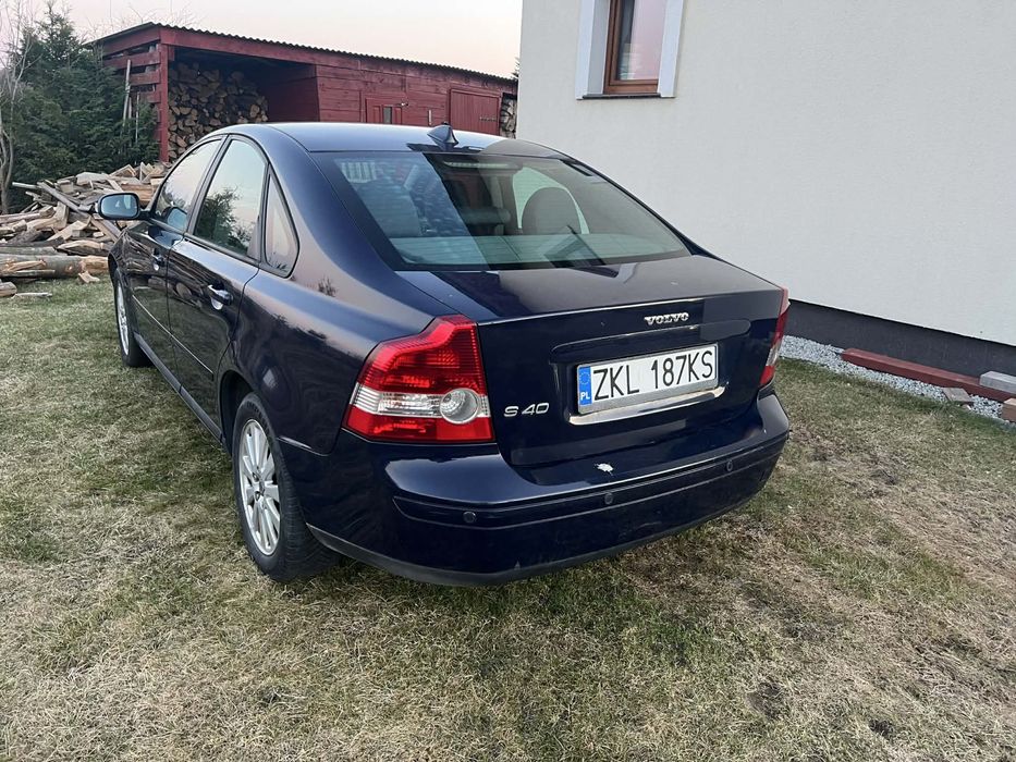 Samchód volvo s40