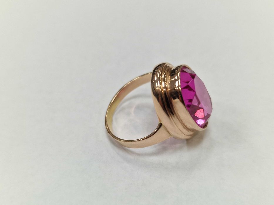 Rosja 1958/ Złoty pierścionek/ 583/ 6.16 gram/ R12/ Różowy Topaz