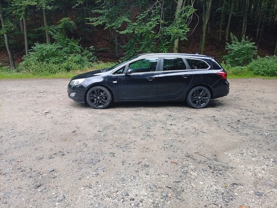 Opel astra J z silnikiem 1.9 CDTi
