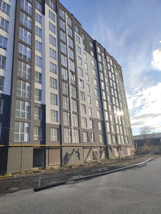 Продається 1кім квартира біля парку