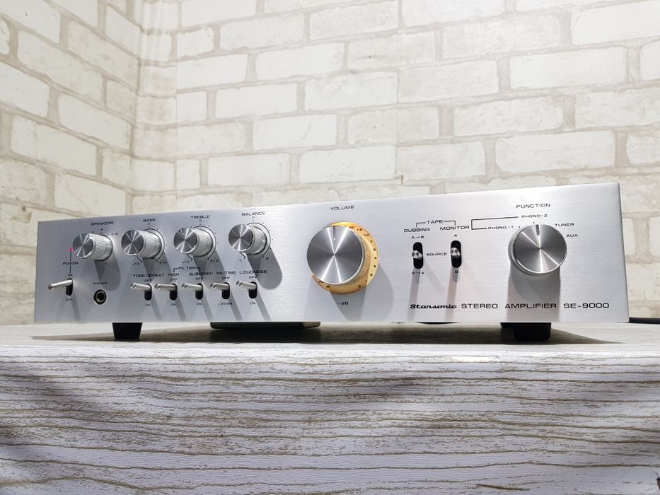 Стерео підсилювач STARSONIC SE-9000, *2x85 Вт, б/у з Німеччини