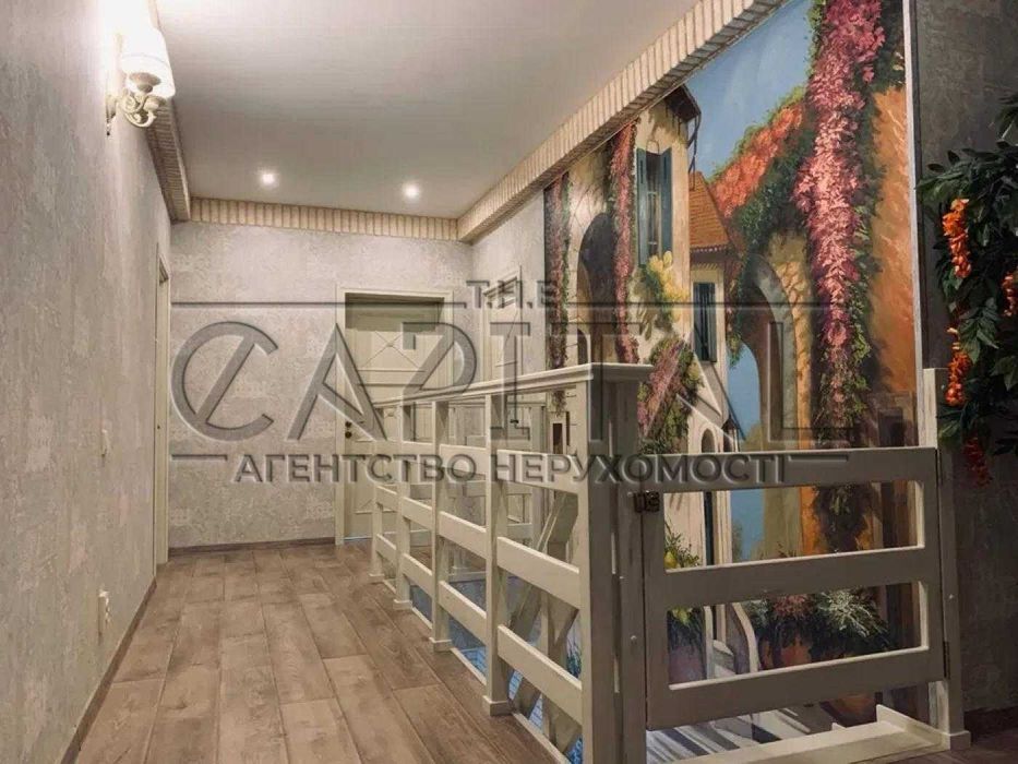 продаж дома Петрушки