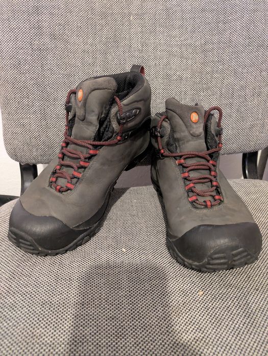 Buty męskie trekkingowe skòrzane MERRELL rozmiar 41,5/27.