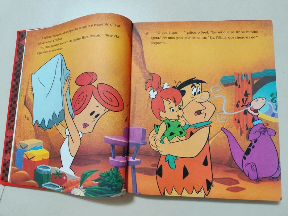 Livro: Clássicos de Desenhos Animados - Flinstones (398 páginas)