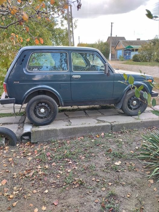 Продам авто Нива
