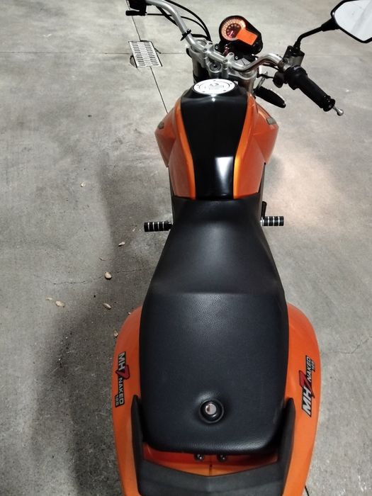 Moto MH NK 01 125cc