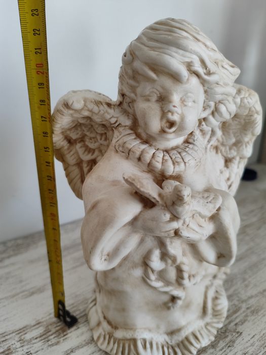 estatueta de anjo