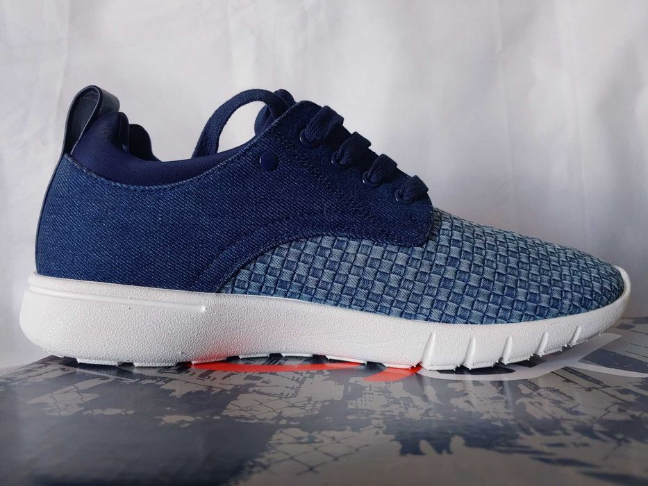 Новые летние кросcовки GBX, стелька 26,5 cм., размер 41 eu