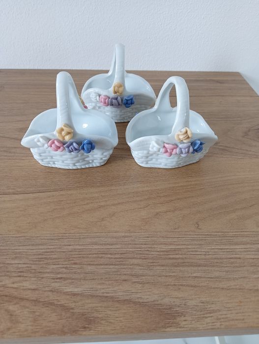 Koszyczki porcelanowe