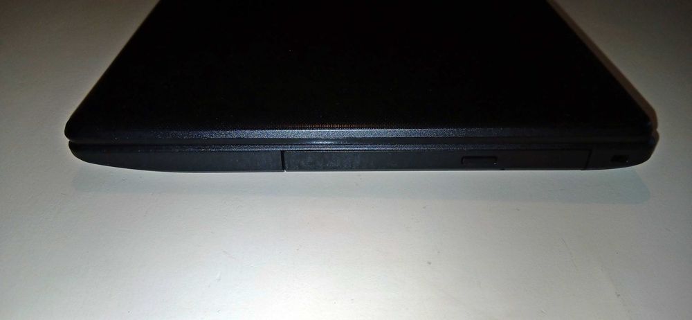 ASUS F551M --- Não Arranca