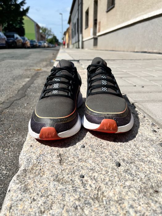 Кросівки Nike Zoom Winflo 6 Shield 41р