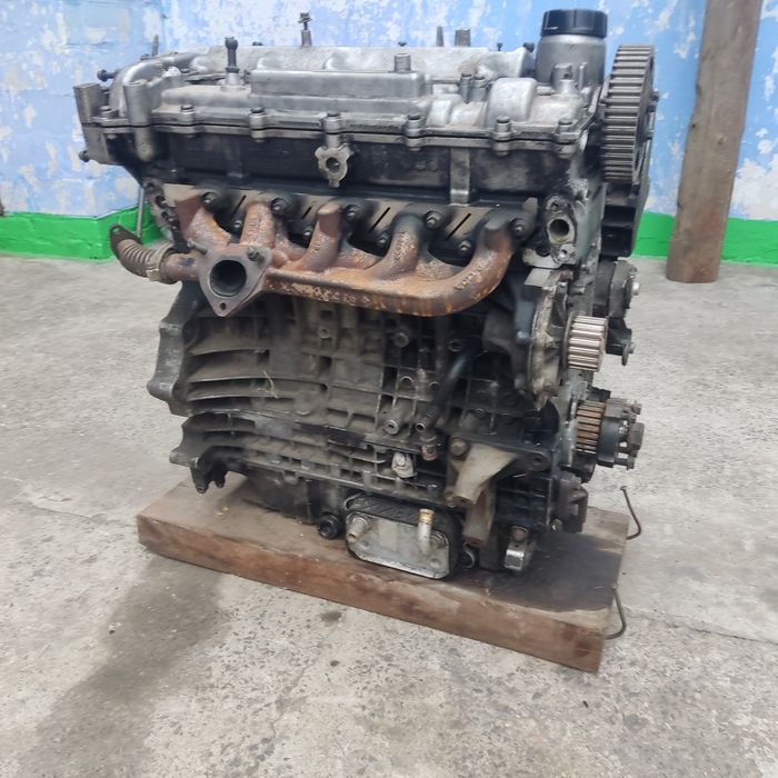 Блок, поршня, коленвал двигателя 2.4D VOLVO  D5244T, 2002г.
