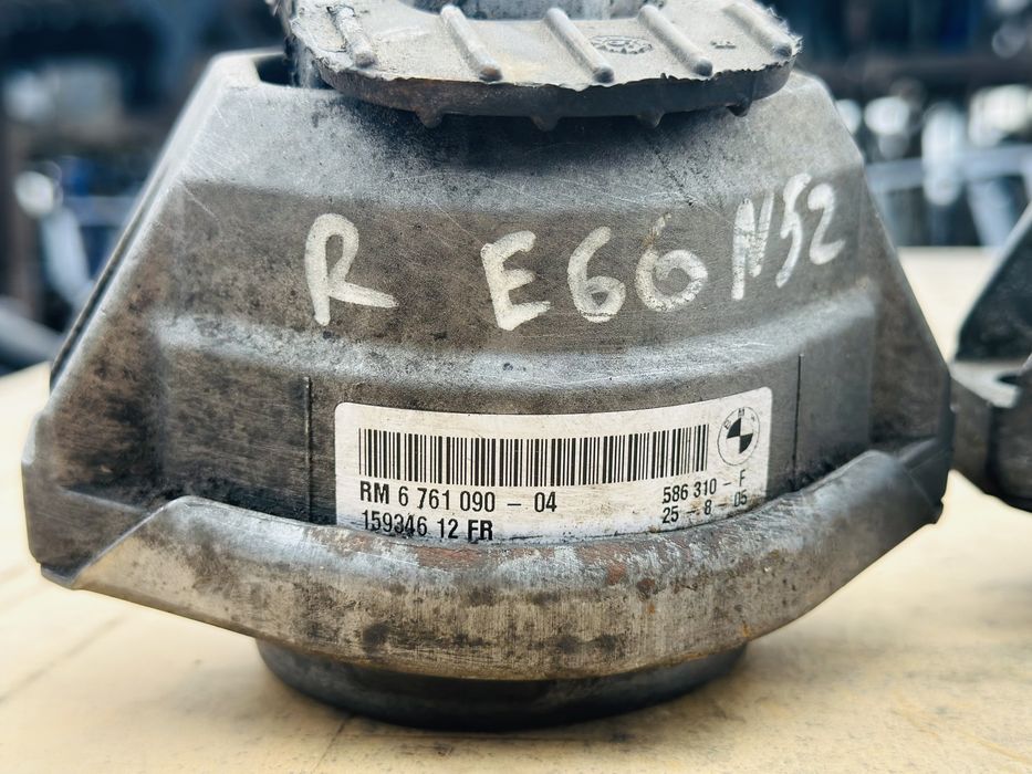 BMW E60 E61 подушка мотора N52 L R 2.5 бензин Н52 подушки двигуна